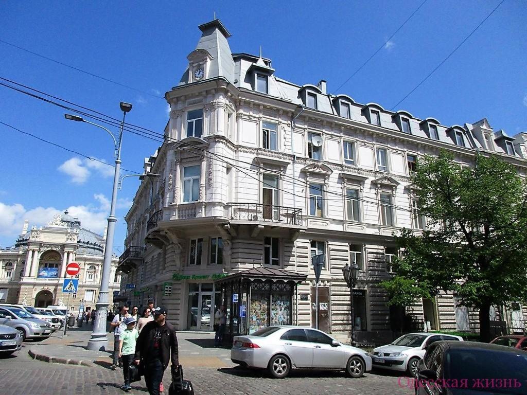 Art Apartments On Deribasovskaya Odessa Extérieur photo
